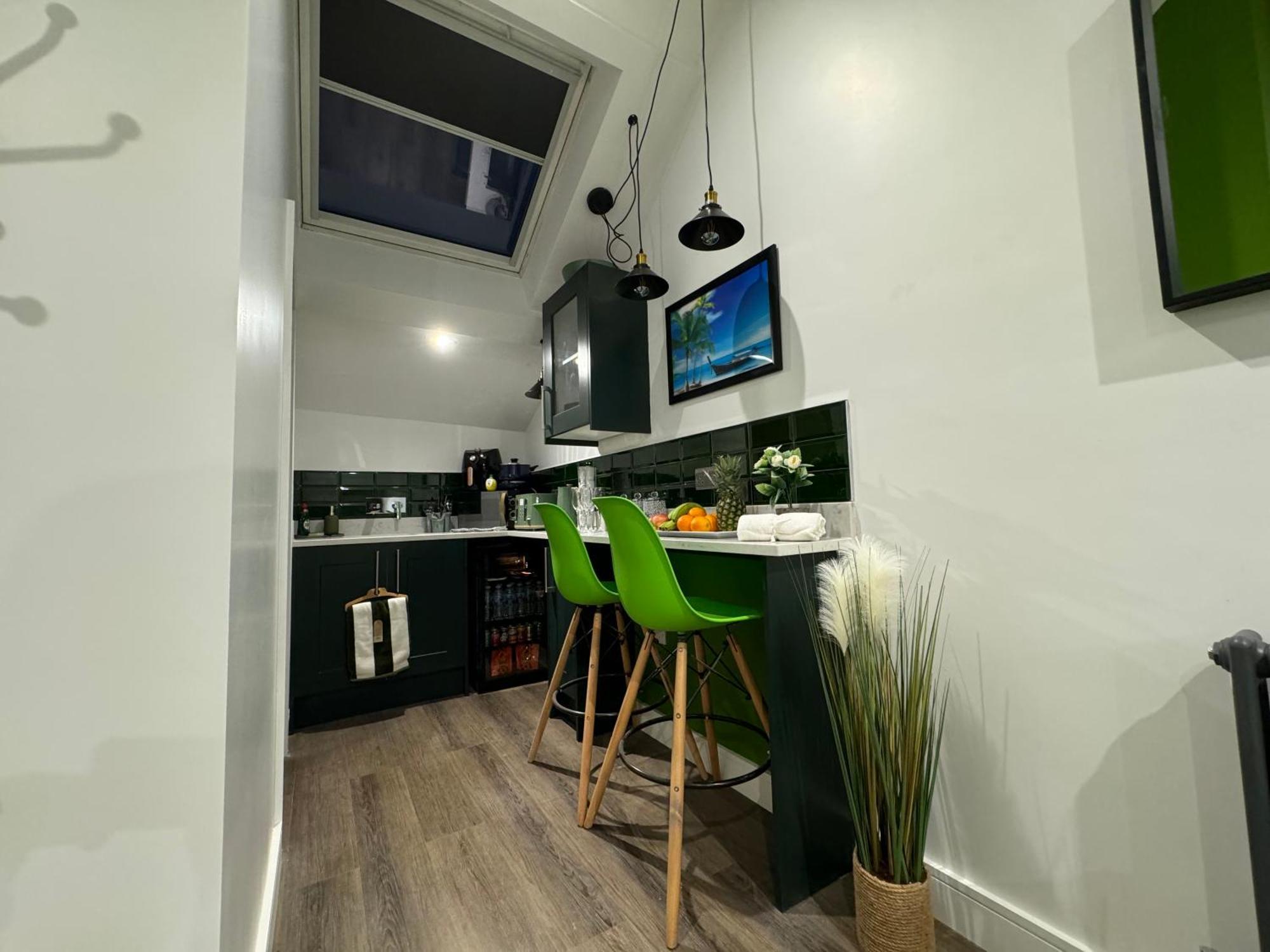 Elland Southgate Luxury Apartments מראה חיצוני תמונה