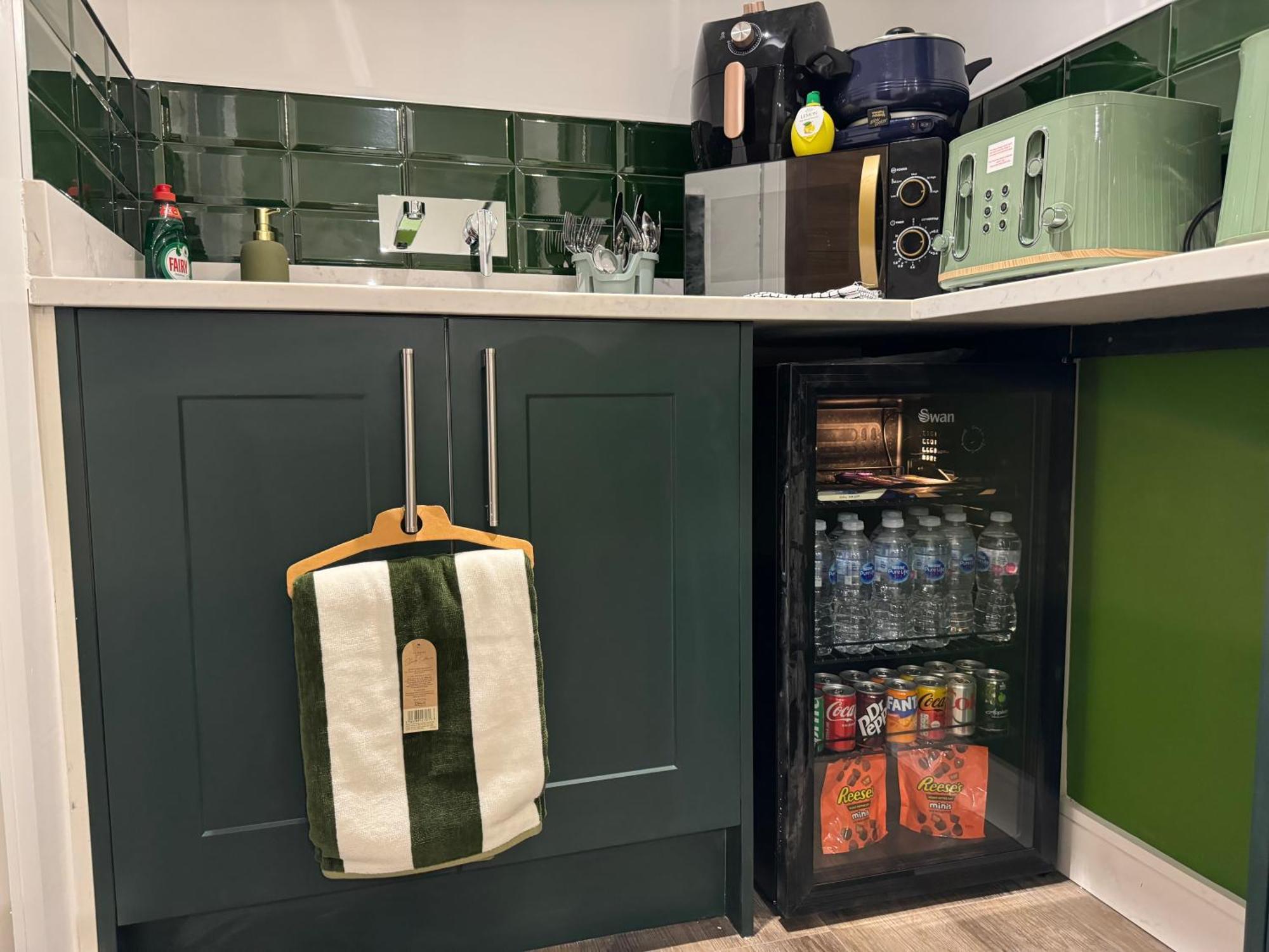 Elland Southgate Luxury Apartments מראה חיצוני תמונה