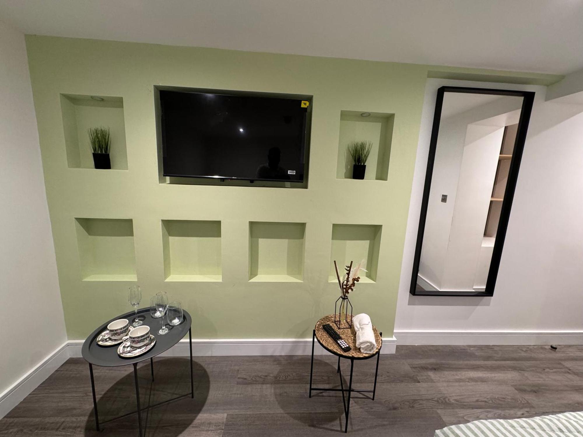 Elland Southgate Luxury Apartments מראה חיצוני תמונה