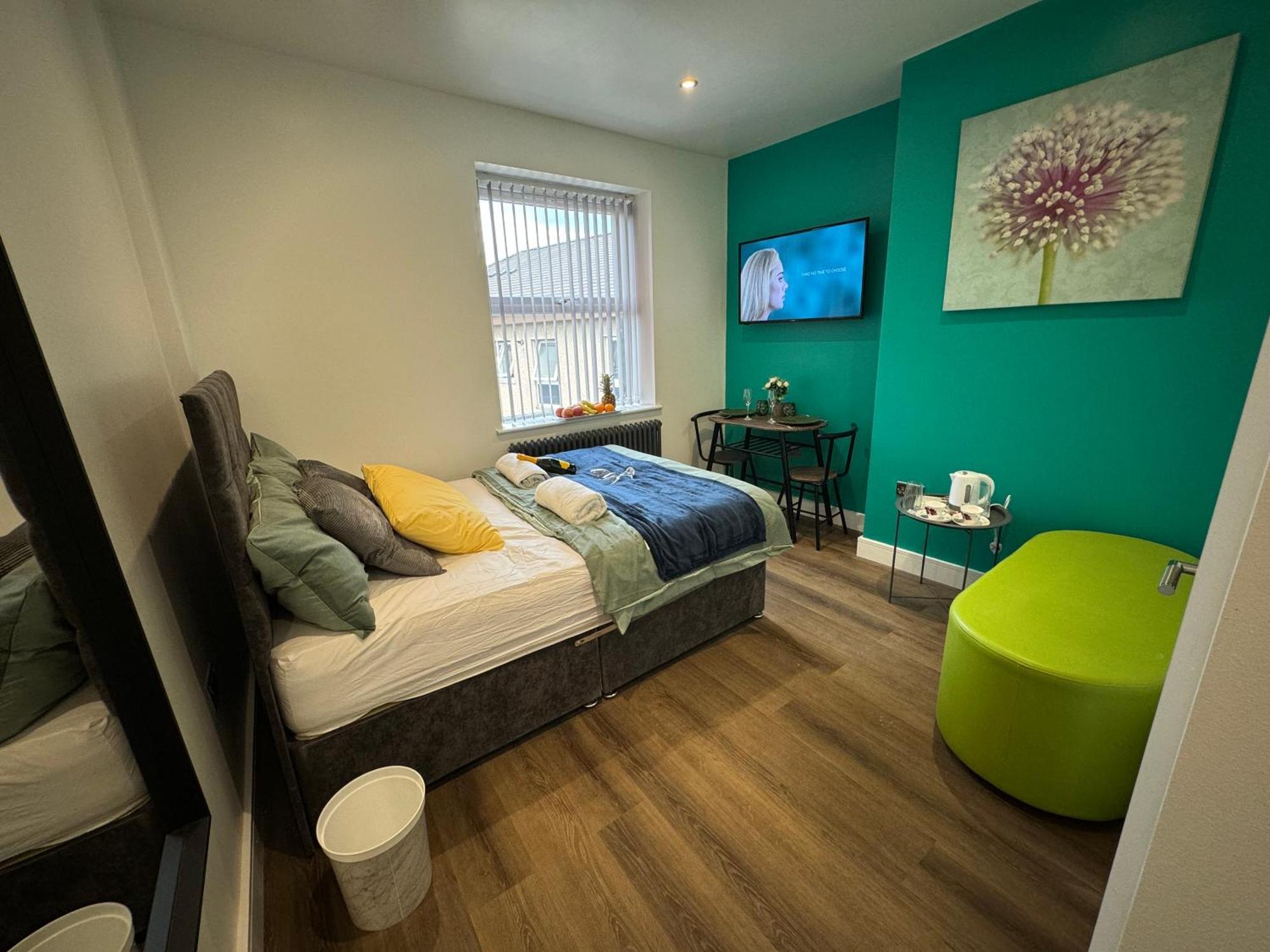 Elland Southgate Luxury Apartments מראה חיצוני תמונה