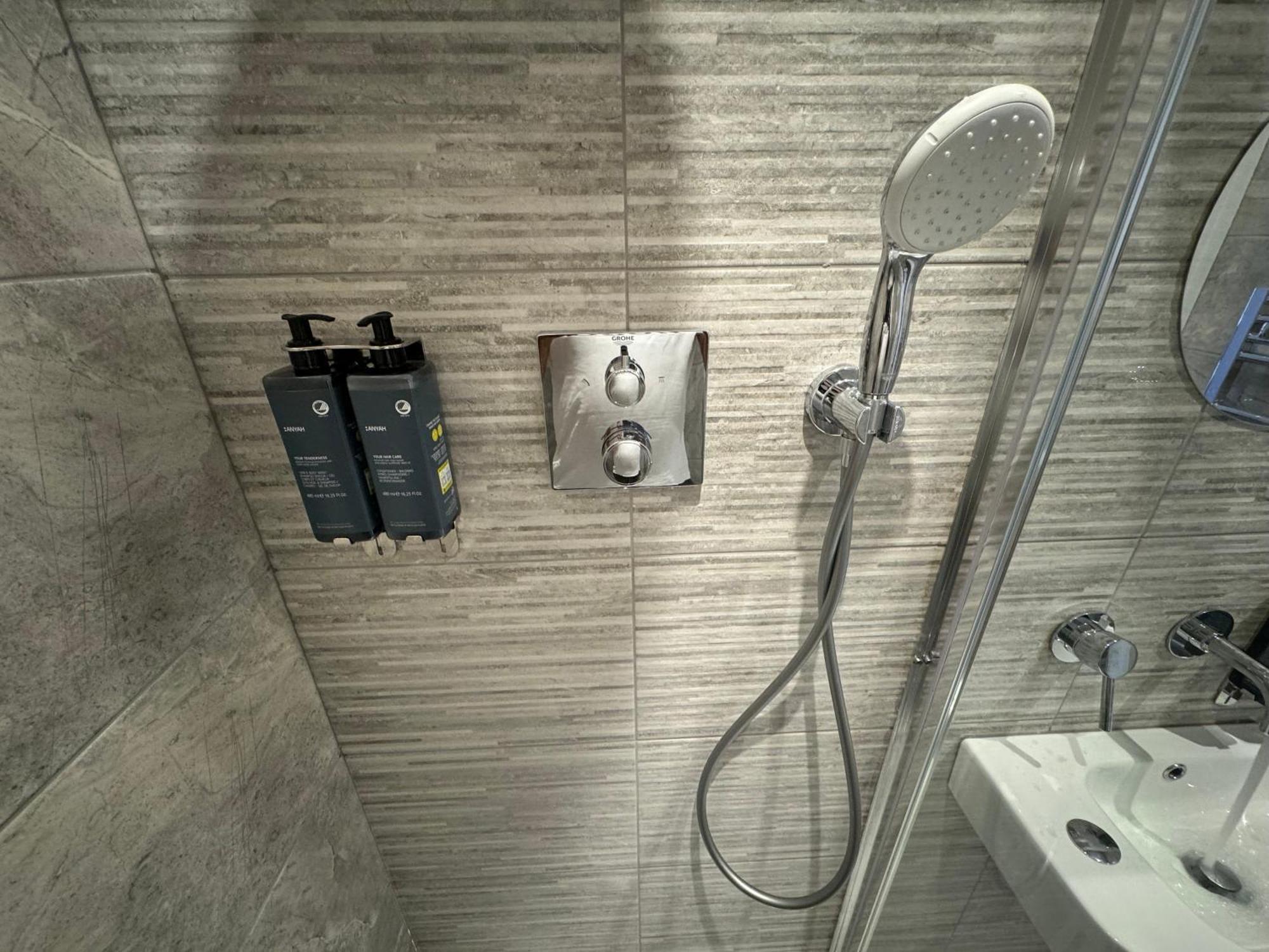 Elland Southgate Luxury Apartments מראה חיצוני תמונה