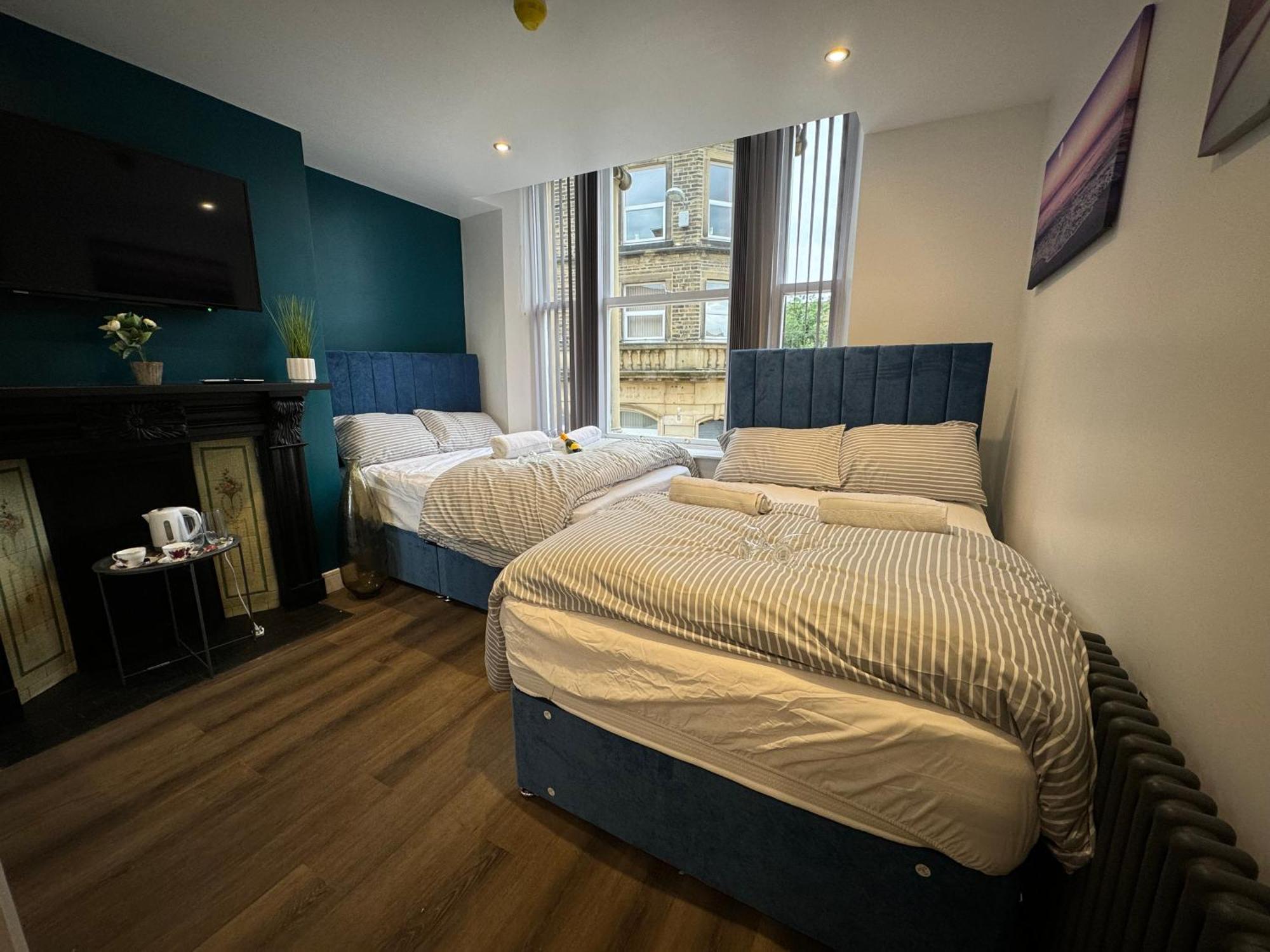 Elland Southgate Luxury Apartments מראה חיצוני תמונה