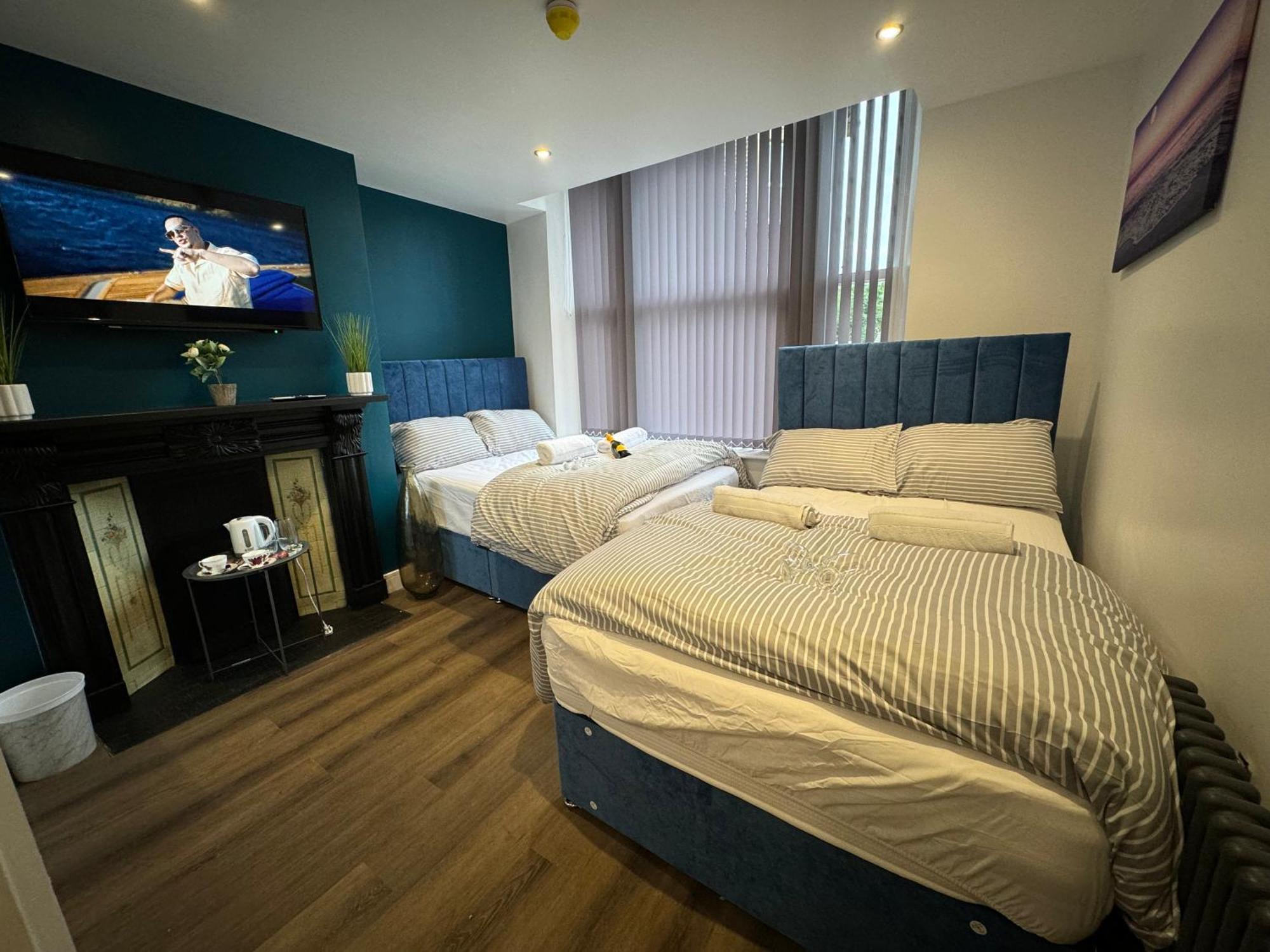 Elland Southgate Luxury Apartments מראה חיצוני תמונה