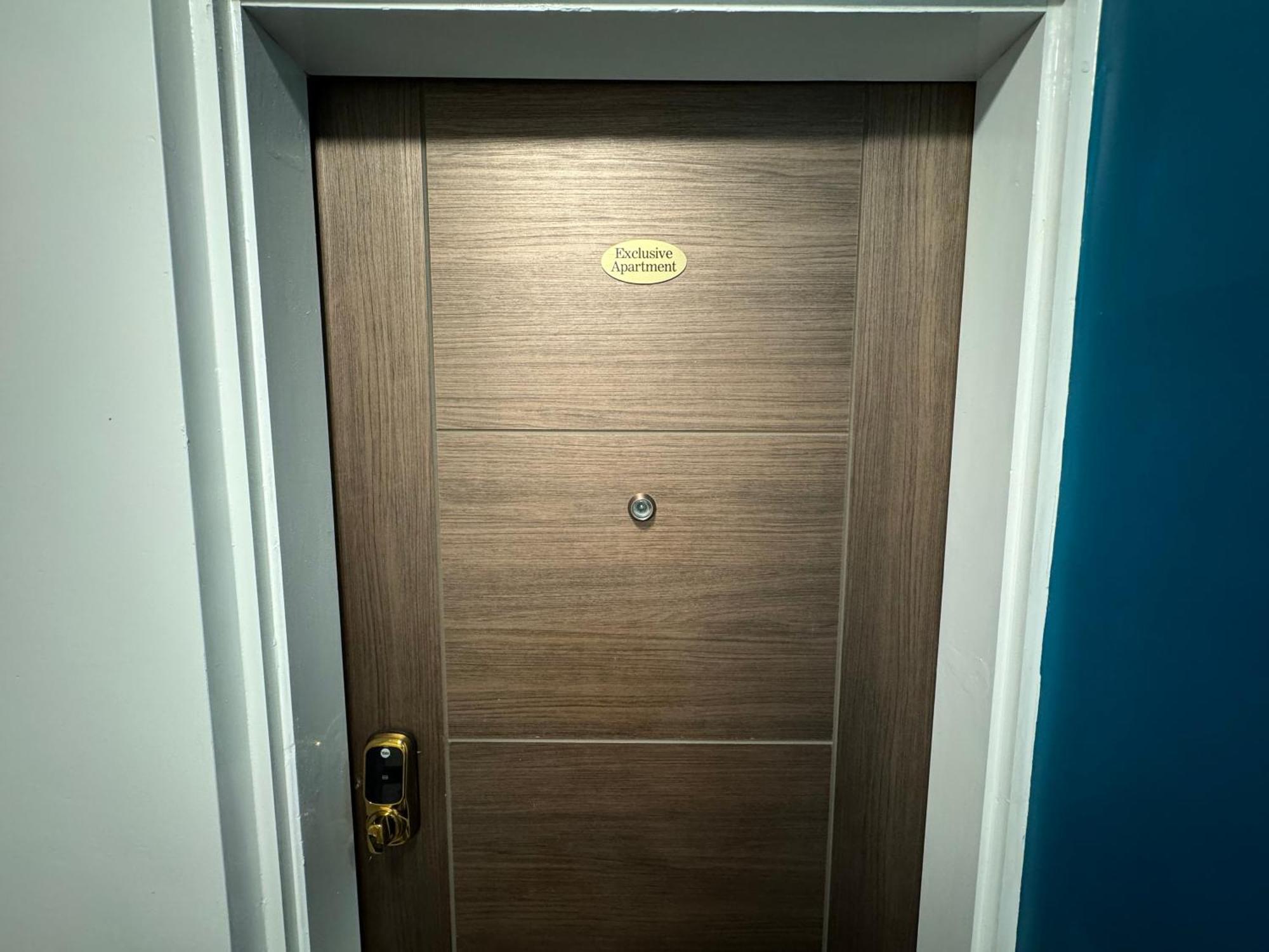 Elland Southgate Luxury Apartments מראה חיצוני תמונה