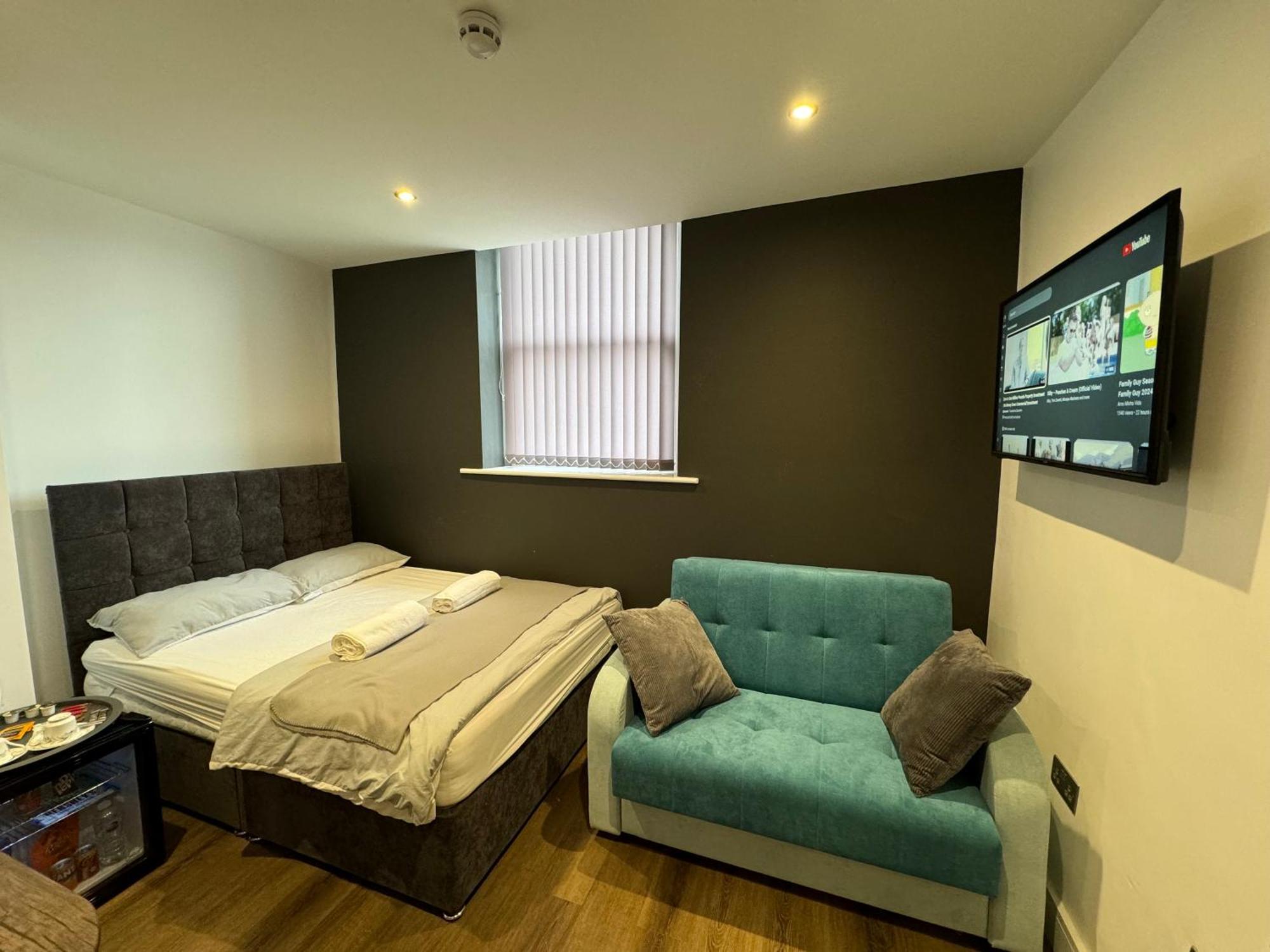 Elland Southgate Luxury Apartments מראה חיצוני תמונה