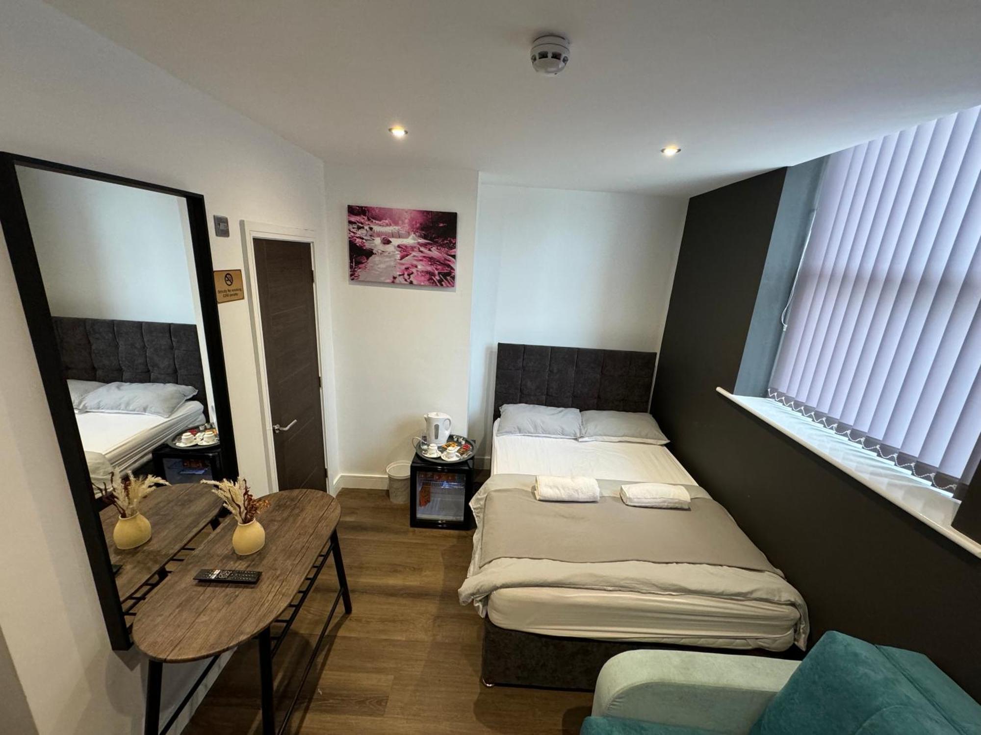 Elland Southgate Luxury Apartments מראה חיצוני תמונה