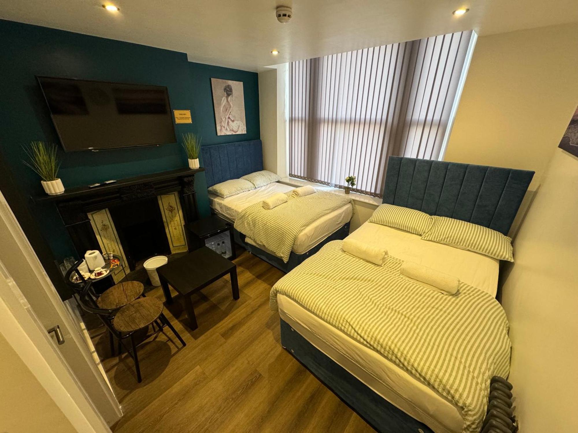 Elland Southgate Luxury Apartments מראה חיצוני תמונה